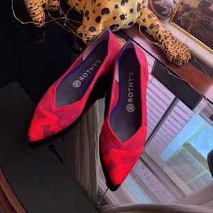 Rothy’s Red Camo The Point flats size 8